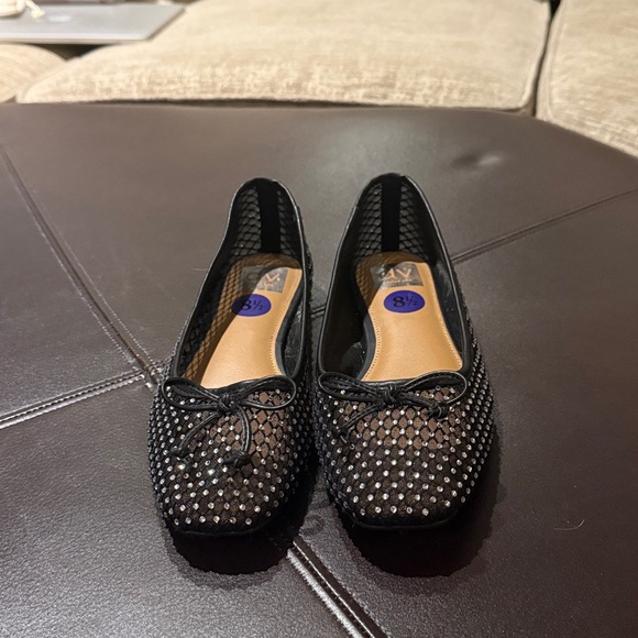 Dolce Vida Black Rhinestone Flats - Picture 1 of 6